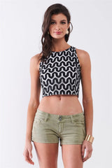 Black & White Weave Pattern Sleeveless Round Neck Crop Top with Back Zip